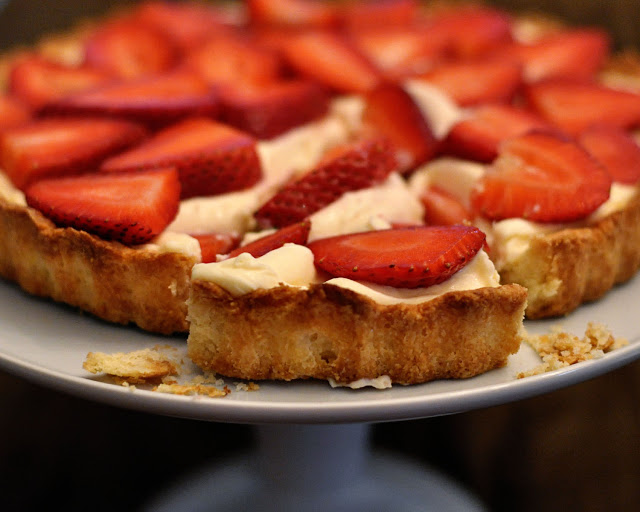 Happy Pi(e) Day! (Strawberry + Lemon Mascarpone Tart)