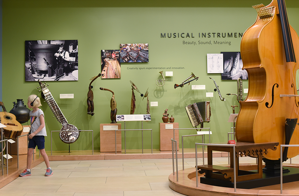 Guide to visiting the MIM (Musical Instrument Museum) in Scottsdale, Arizona